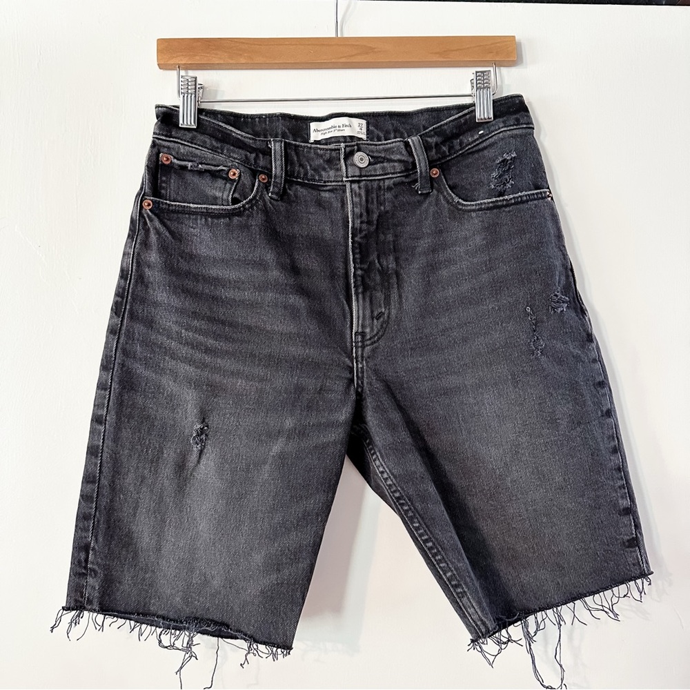 Abercrombie High Rise 9” Short Washed Black Size 27 US 4 - Picture 2 of 6